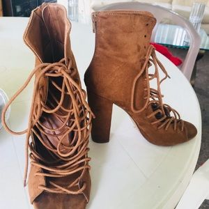 CHARLOTTE RUSSE Brown Stiletto Heel